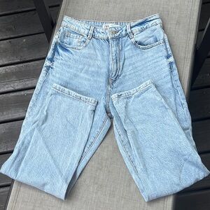 Zara Light Blue Denim High Rise Straight Leg Jeans